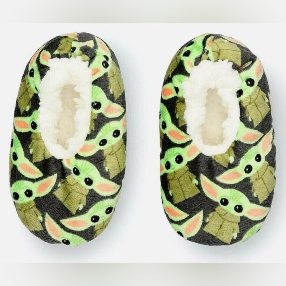 Baby grogru slippers